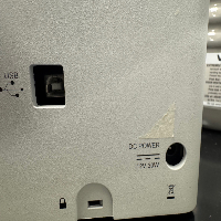 Thermo NanoDrop 2000 UV/VIS Spectrophotometer image 2